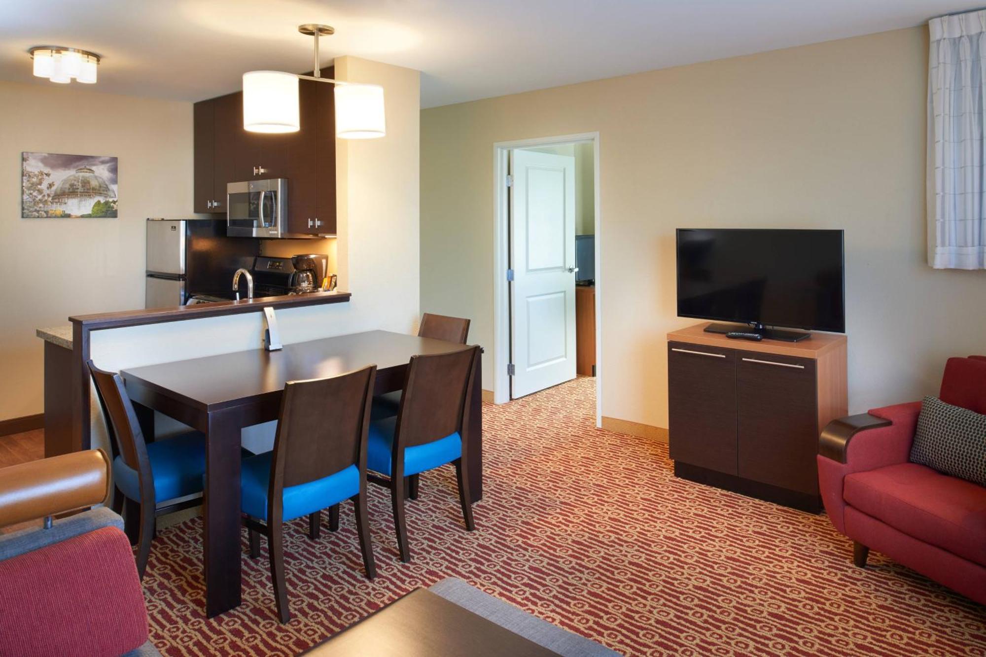 Towneplace Suites By Marriott Detroit Troy Bagian luar foto