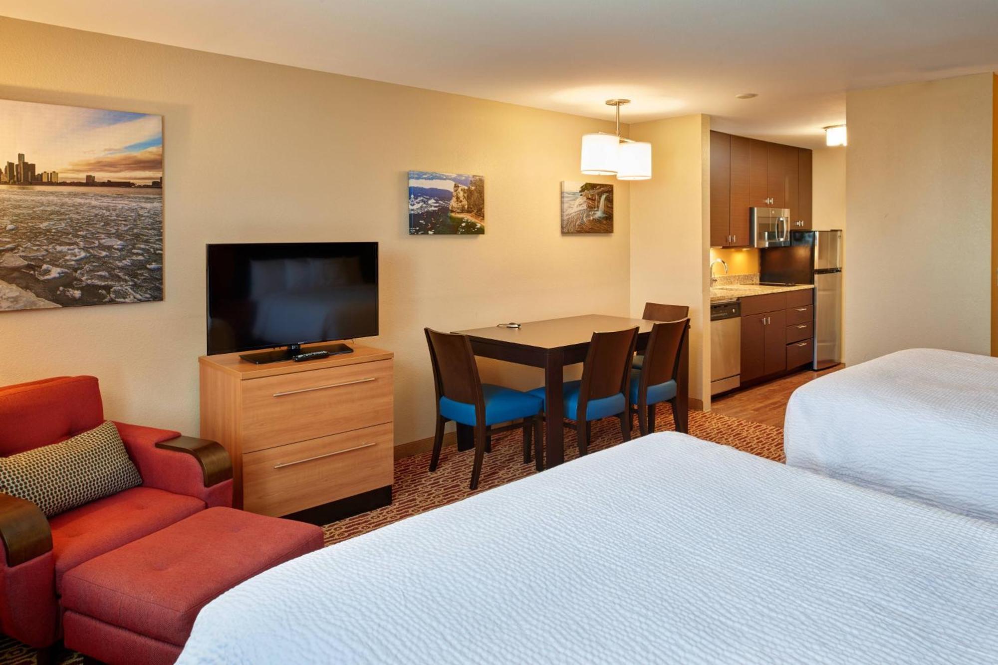 Towneplace Suites By Marriott Detroit Troy Bagian luar foto