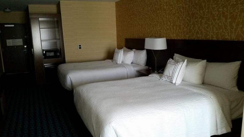 Towneplace Suites By Marriott Detroit Troy Bagian luar foto